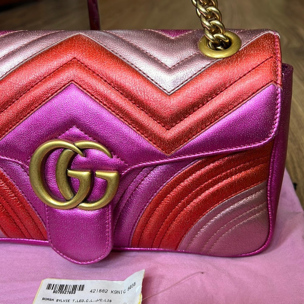 A116- 💯 % authentic Gucci limited Marmont shoulder bag - Picture 6 of 17